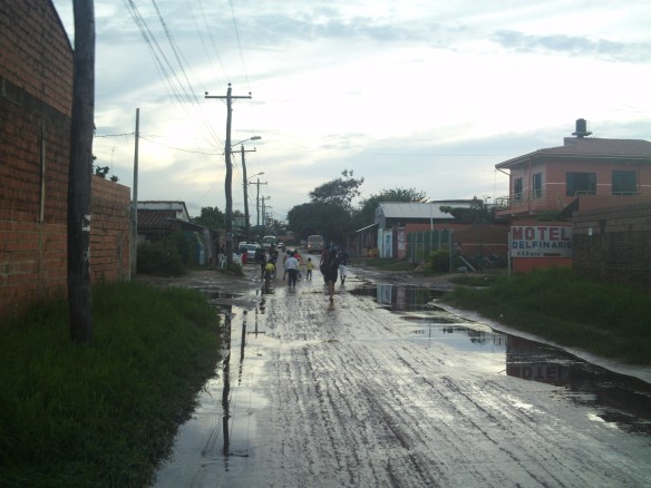 Una de las tantas carreteras del "Plan 3.000"