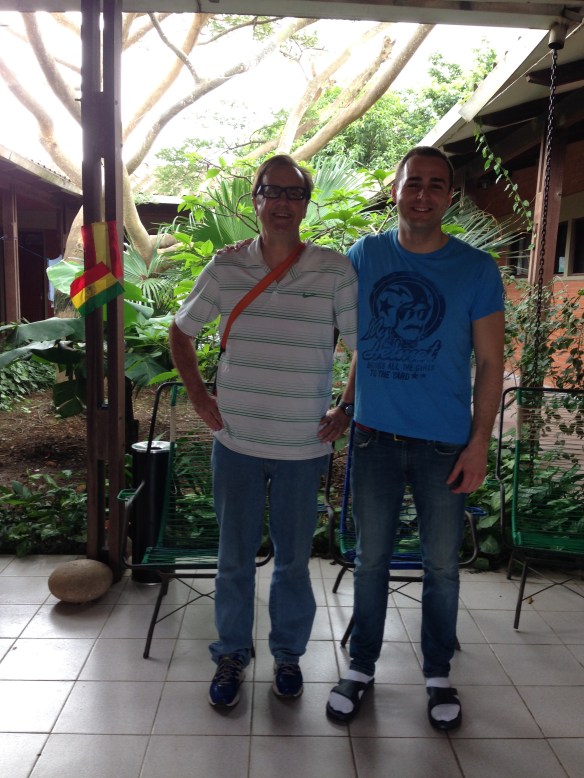 Enrique y yo en la "Casa de los Alegres"