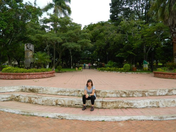 Ana a la entrada de la Plaza