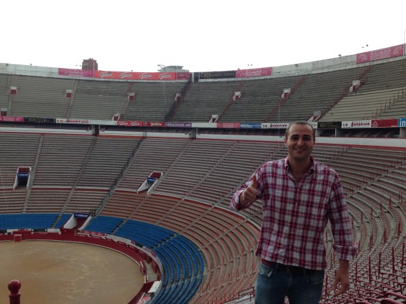 Radiante de felicidad