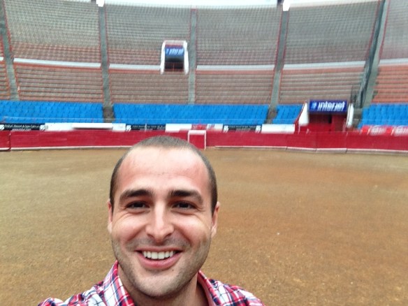 En el centro del ruedo. Creo que mi cara lo dice todo