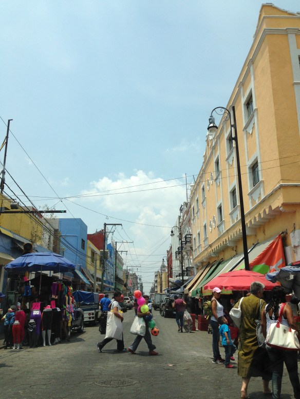 Una de las calles típicas de Puebla