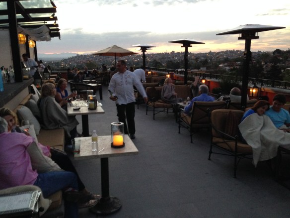 Terraza del "Hotel Rosewood" con las impresionantes vistas de San Miguel al fondo