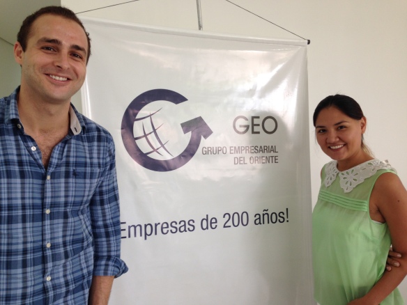 Con Viviana Villalpando (Gestora Desarrollo Humano División Servicios) de Grupo Empresarial del Oriente